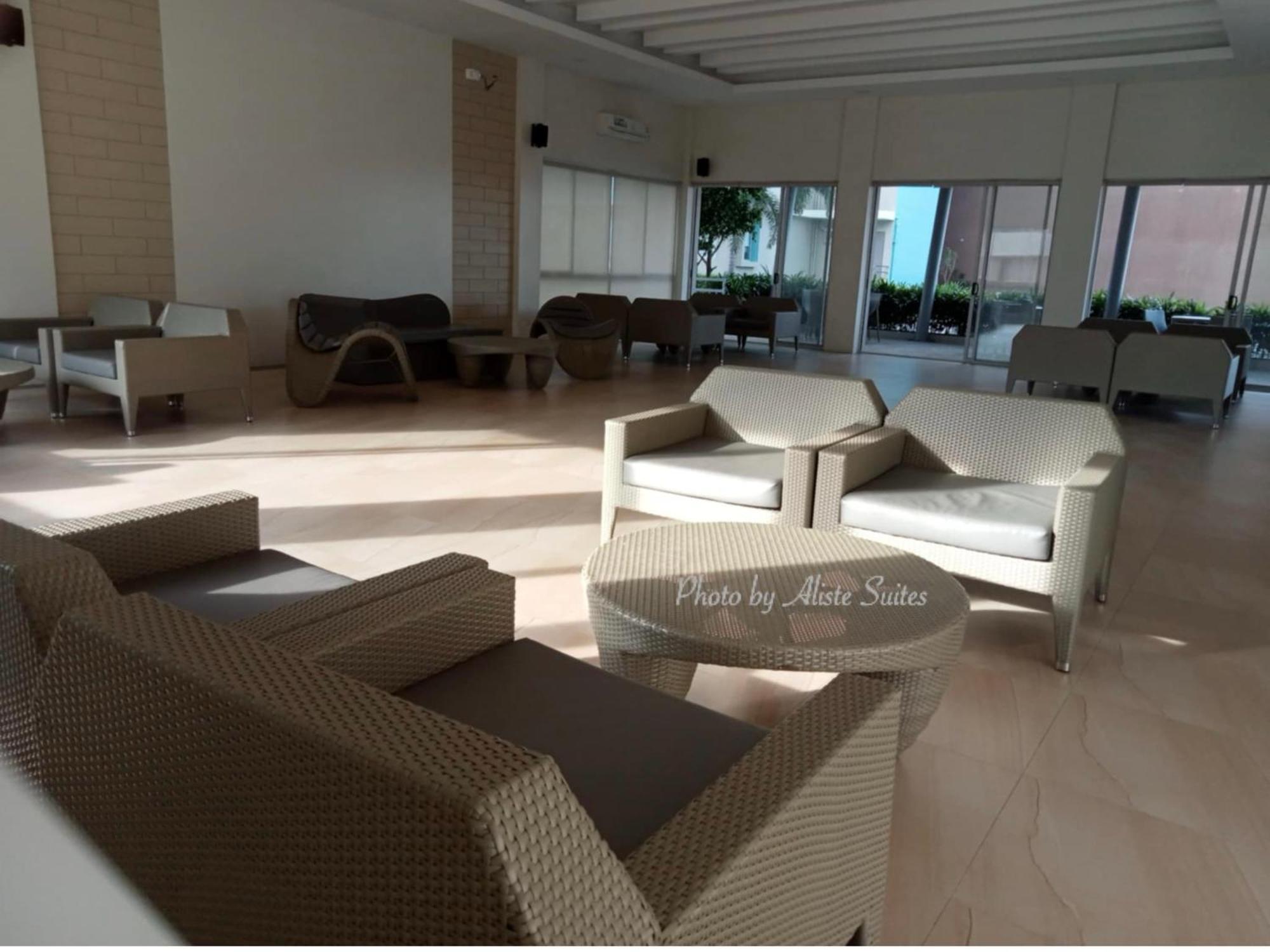 Aliste Suites Marina Spatial 杜马格特 外观 照片