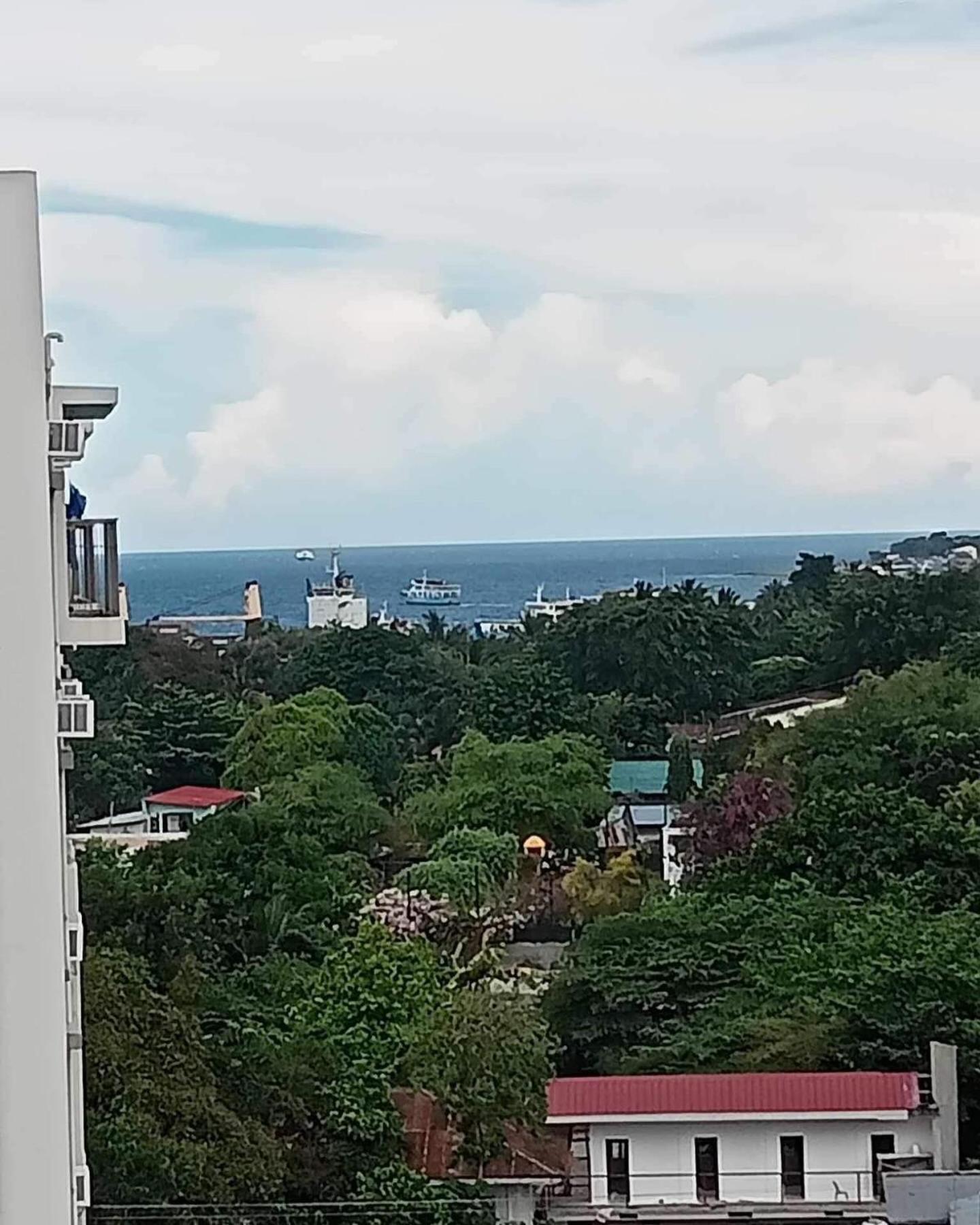 Aliste Suites Marina Spatial 杜马格特 外观 照片